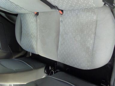 Tylna kanapa przed praniem